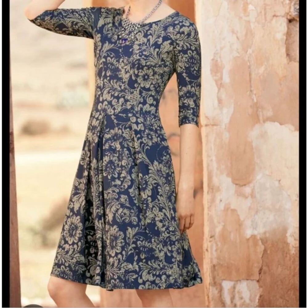 PERUVIAN CONNECTION Blue Beige Floral 3/4 Sleeve Midi Dress Size S.
